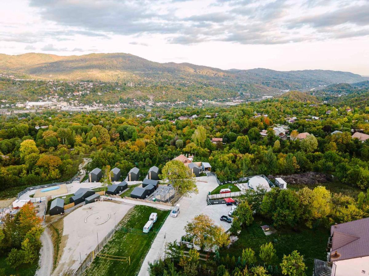 Moon Village Comarnic Sinaia Buitenkant foto